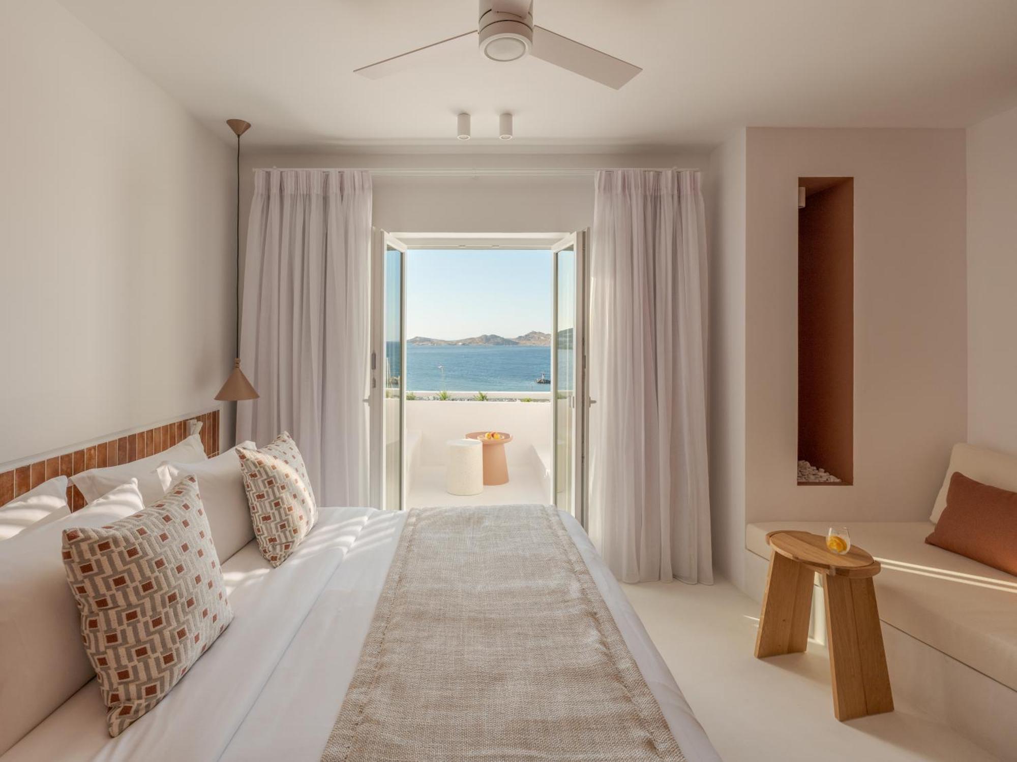 Отель Aegean Colors Paros Науса Экстерьер фото