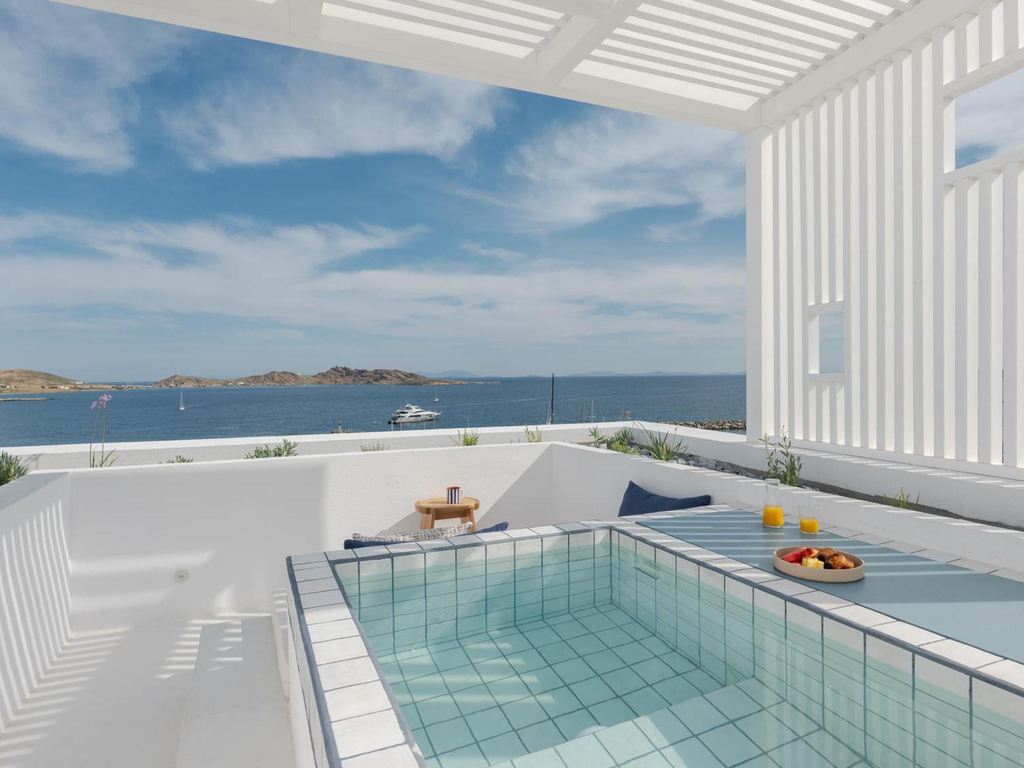 Отель Aegean Colors Paros Науса Экстерьер фото