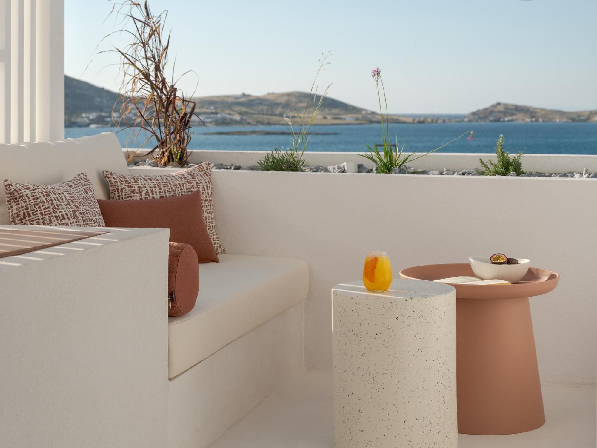 Отель Aegean Colors Paros Науса Экстерьер фото