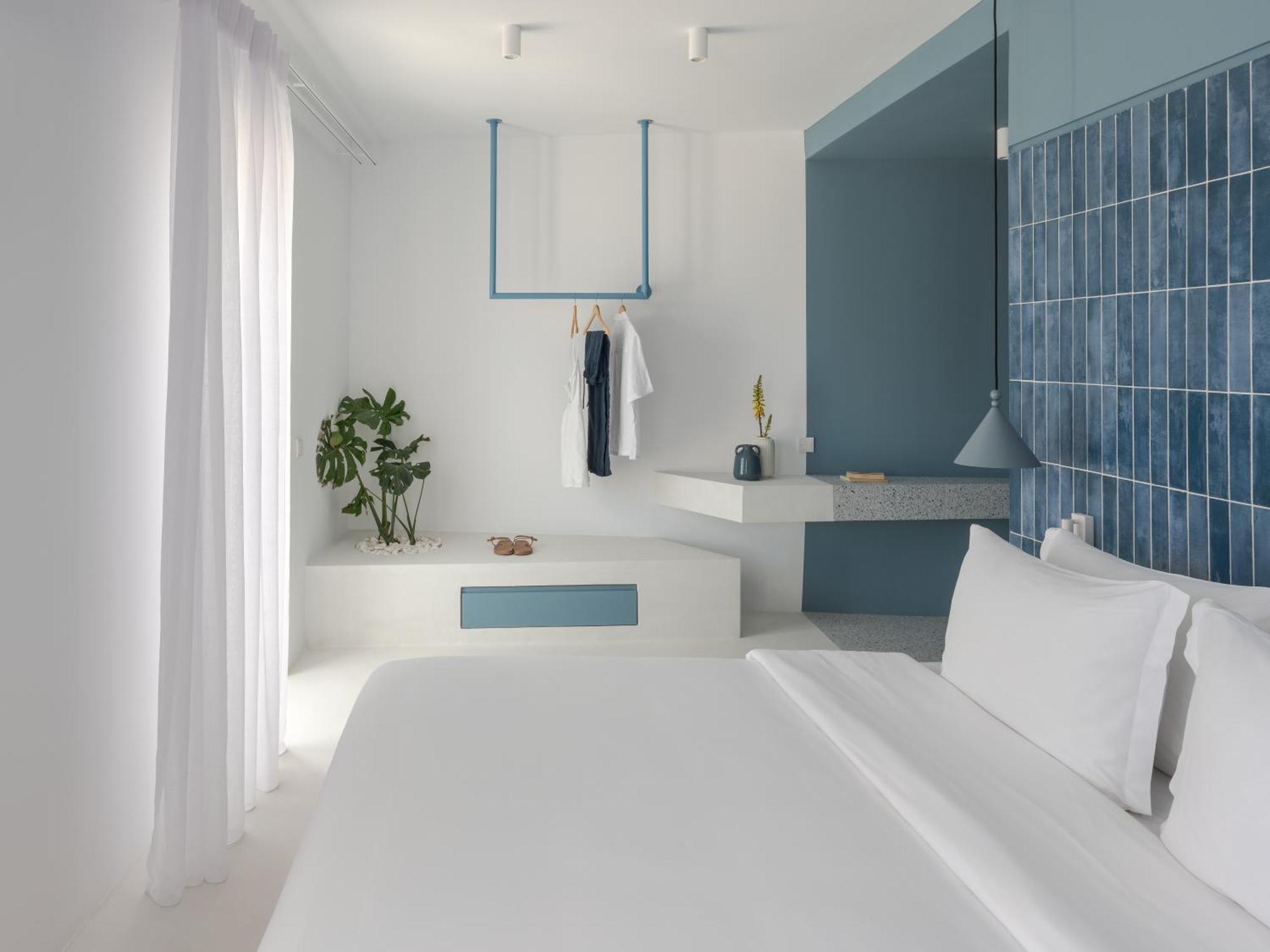 Отель Aegean Colors Paros Науса Экстерьер фото