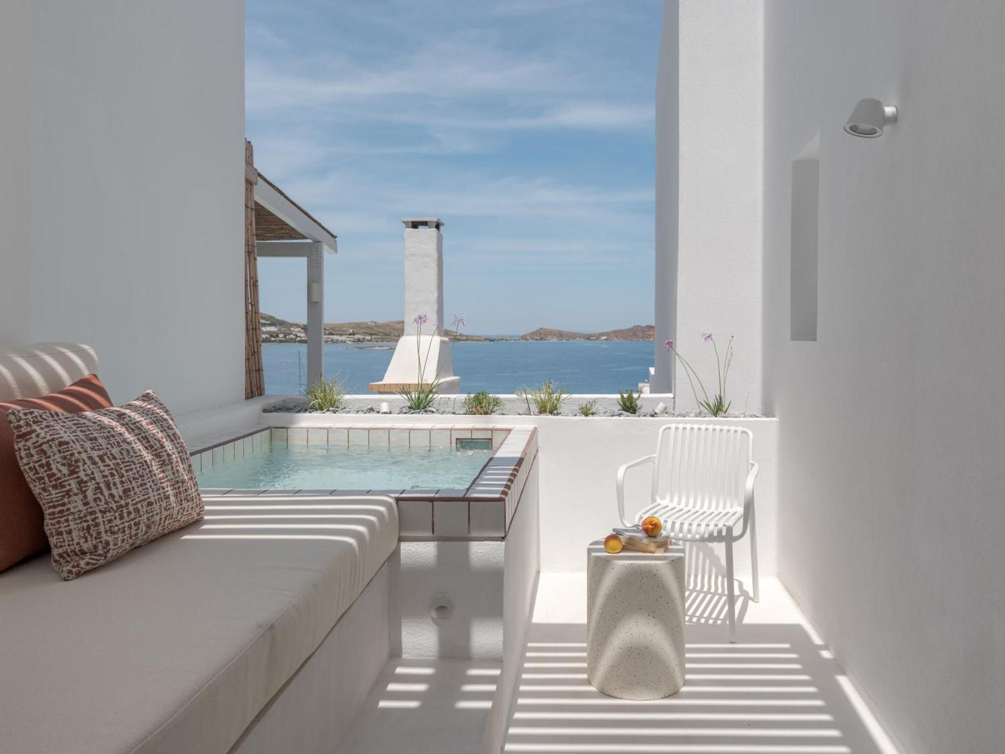 Отель Aegean Colors Paros Науса Экстерьер фото